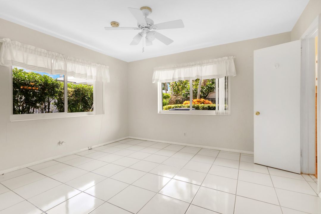 Под контрактом: $699,000 (2 спален, 2 ванн, 1544 Квадратных фут)