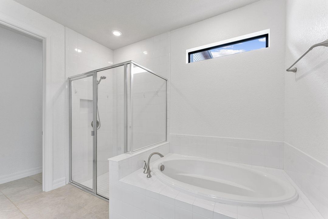 Под контрактом: $795,000 (4 спален, 3 ванн, 2818 Квадратных фут)