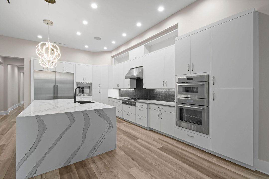 Active With Contract: $4,995,000 (4 beds, 4 baths, 5872 Square Feet)