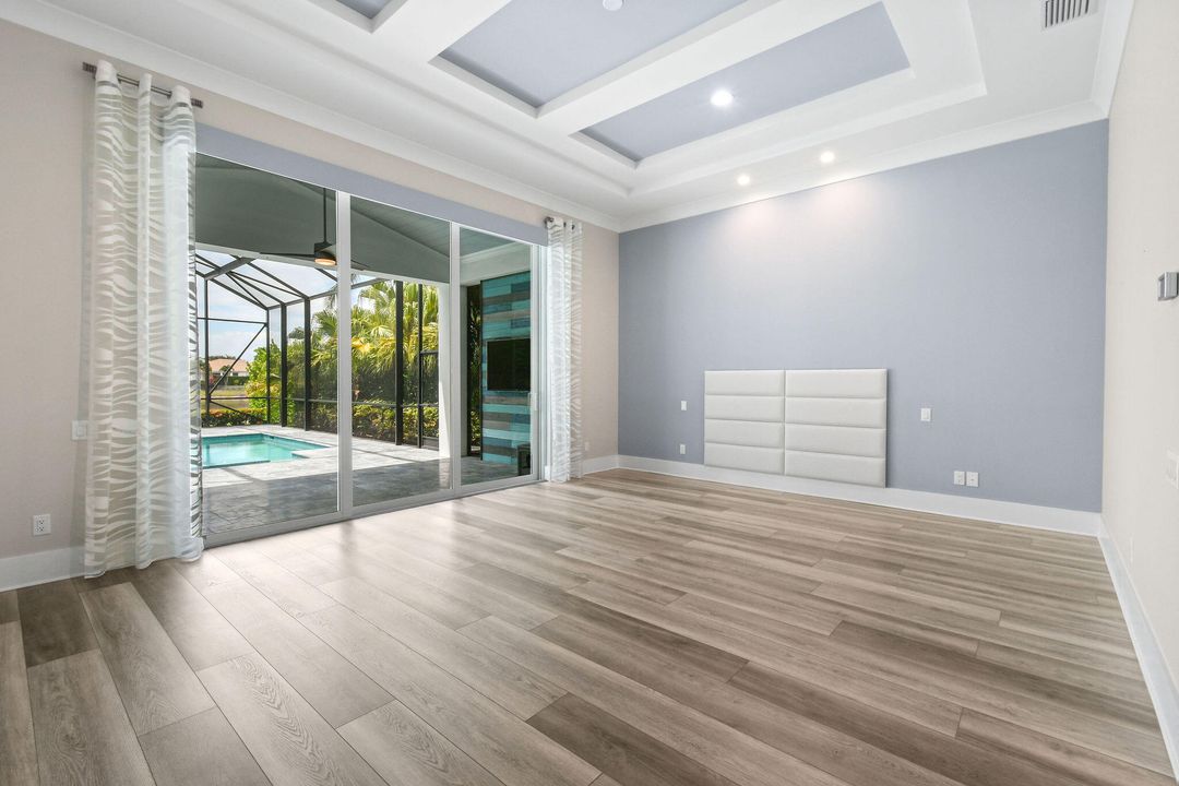 Active With Contract: $4,995,000 (4 beds, 4 baths, 5872 Square Feet)