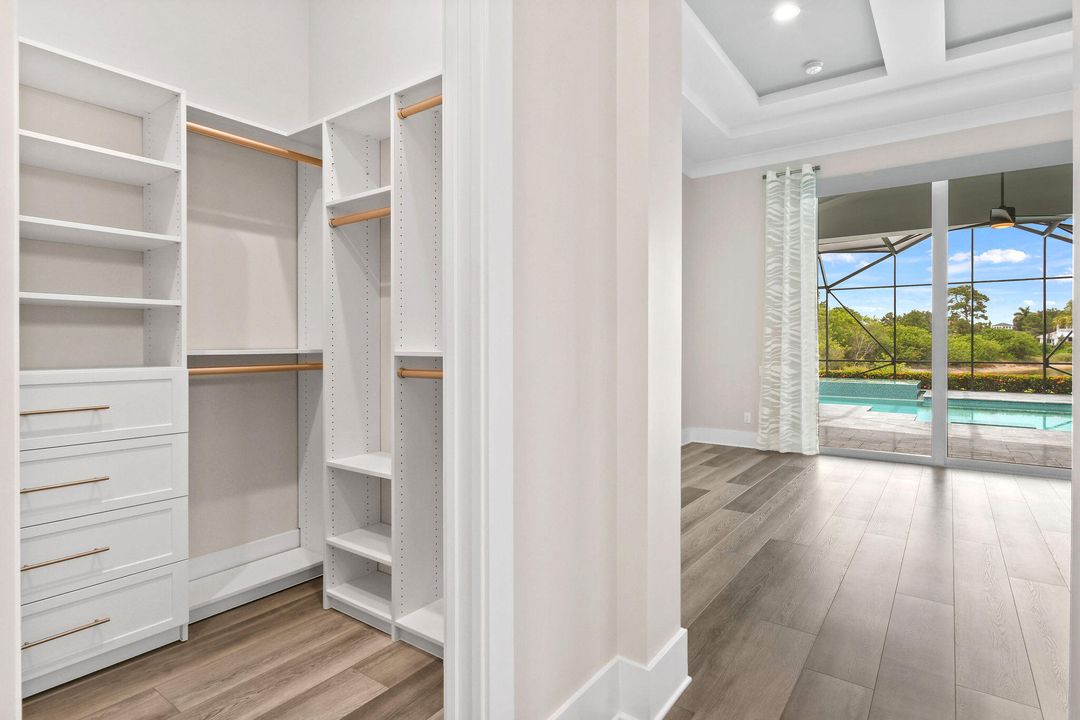 Active With Contract: $4,995,000 (4 beds, 4 baths, 5872 Square Feet)