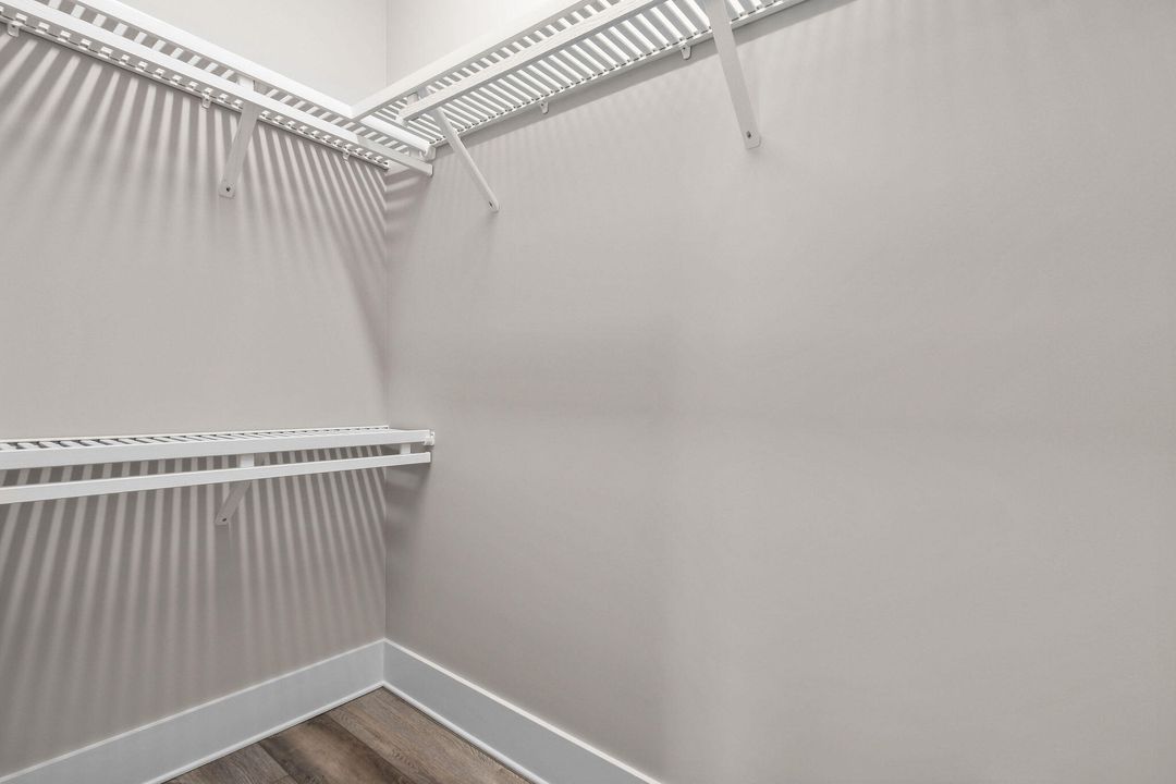 Active With Contract: $4,995,000 (4 beds, 4 baths, 5872 Square Feet)