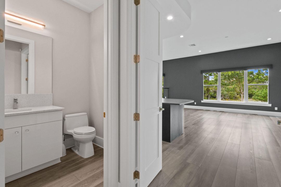 Active With Contract: $4,995,000 (4 beds, 4 baths, 5872 Square Feet)