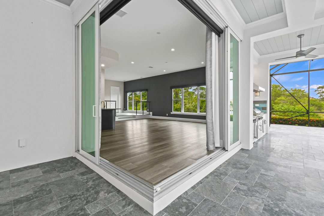 Active With Contract: $4,995,000 (4 beds, 4 baths, 5872 Square Feet)