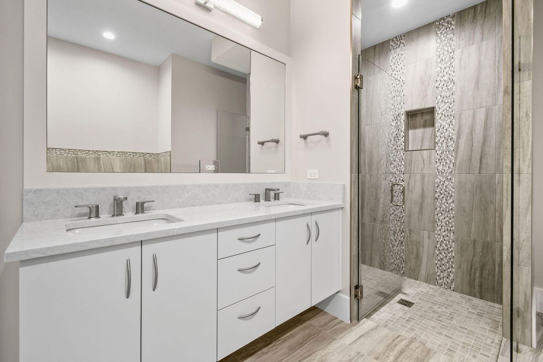 Active With Contract: $4,995,000 (4 beds, 4 baths, 5872 Square Feet)