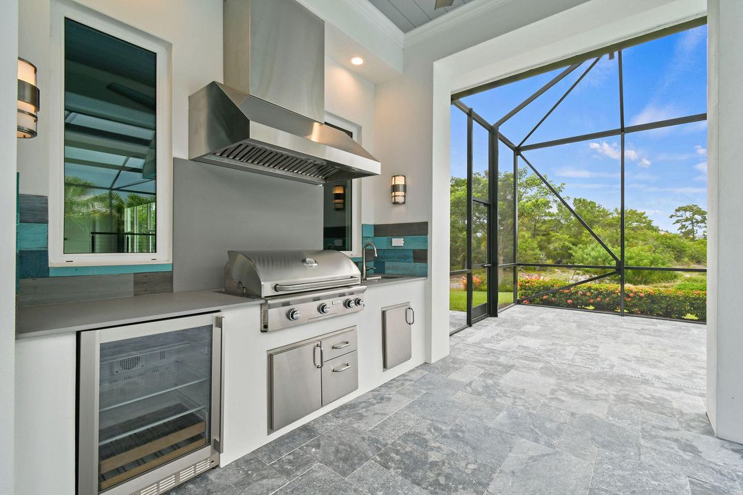 Active With Contract: $4,995,000 (4 beds, 4 baths, 5872 Square Feet)