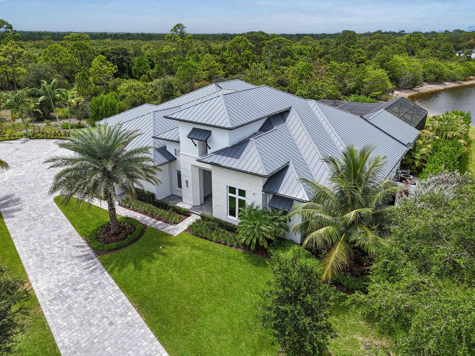 Active With Contract: $4,995,000 (4 beds, 4 baths, 5872 Square Feet)