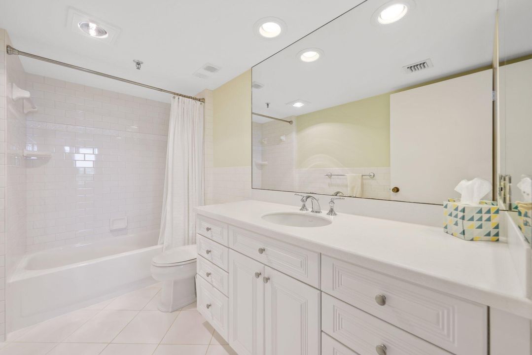 Activo con contrato: $319,000 (2 camas, 2 baños, 1260 Pies cuadrados)