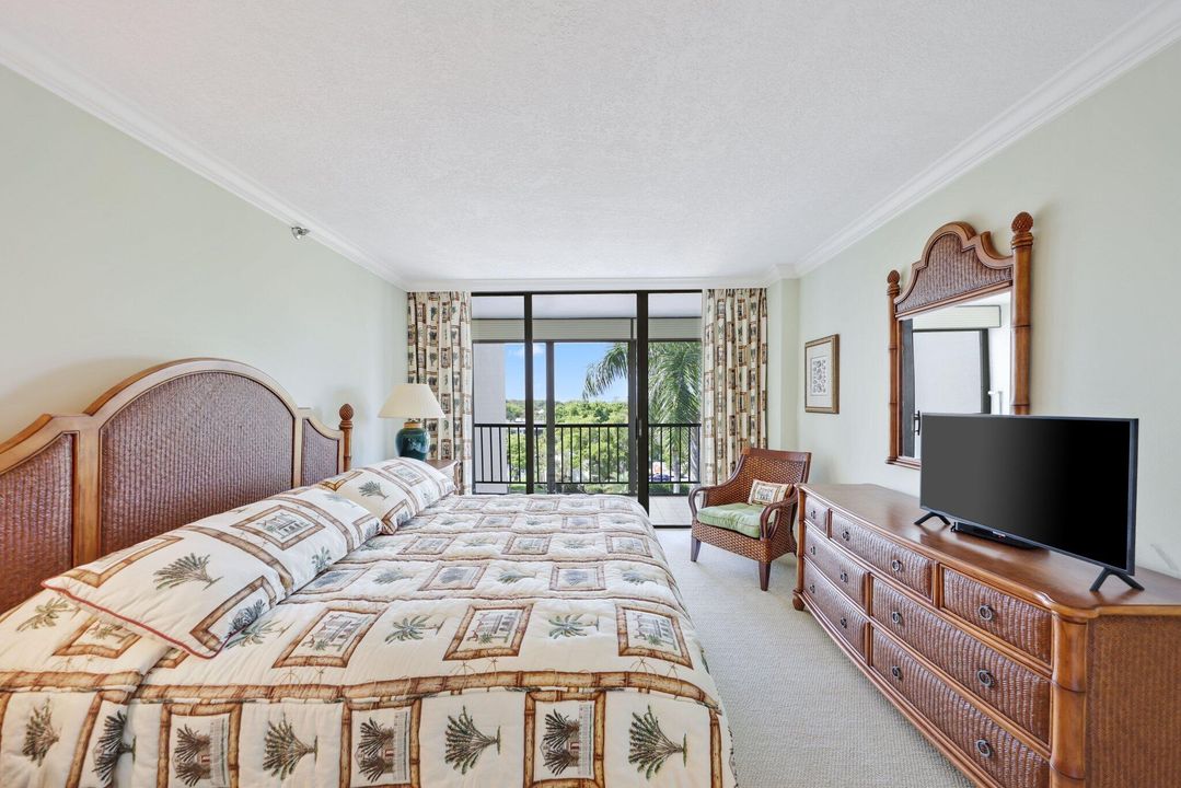 Activo con contrato: $319,000 (2 camas, 2 baños, 1260 Pies cuadrados)