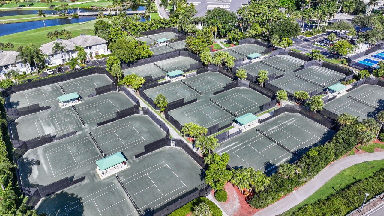 Activo con contrato: $319,000 (2 camas, 2 baños, 1260 Pies cuadrados)