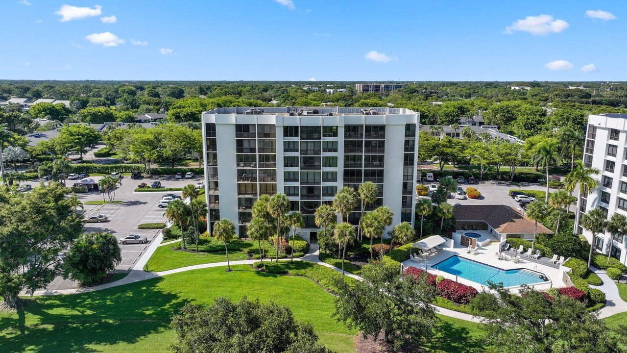 Activo con contrato: $319,000 (2 camas, 2 baños, 1260 Pies cuadrados)