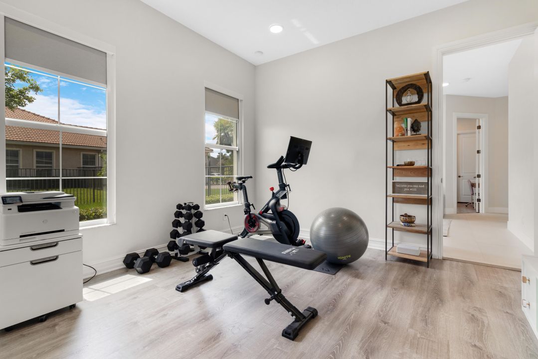 For Sale: $2,449,000 (4 beds, 4 baths, 4921 Square Feet)