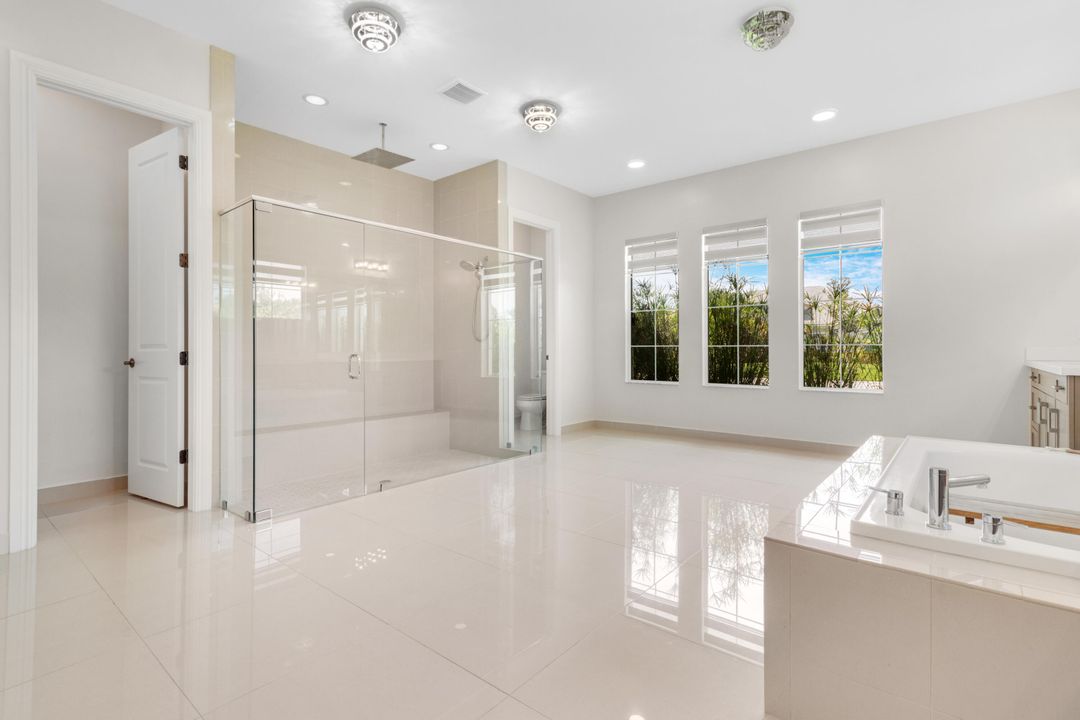 For Sale: $2,449,000 (4 beds, 4 baths, 4921 Square Feet)