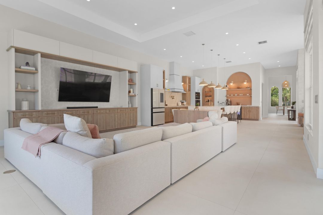 For Sale: $2,449,000 (4 beds, 4 baths, 4921 Square Feet)