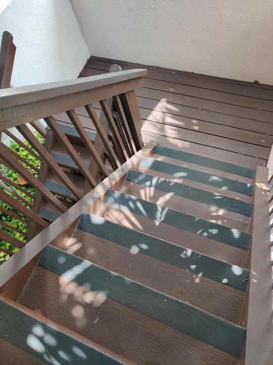 For Sale: $164,000 (2 beds, 2 baths, 1084 Square Feet)