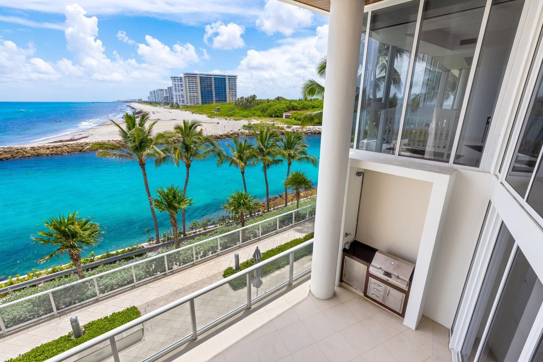 For Sale: $10,995,000 (4 beds, 6 baths, 5060 Square Feet)