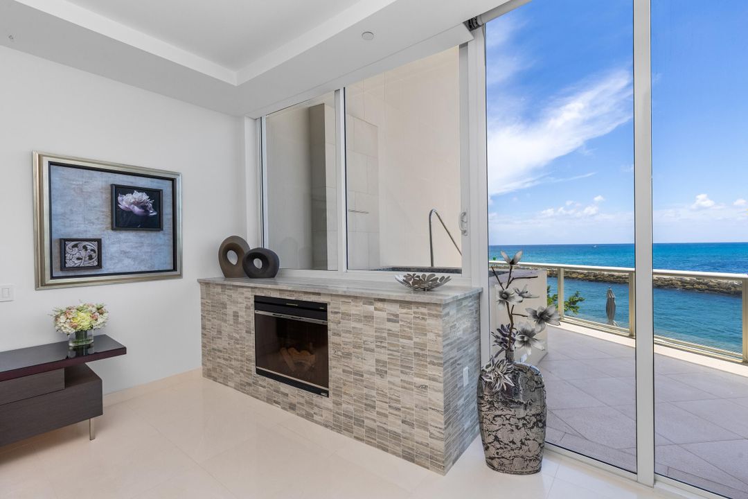 For Sale: $10,995,000 (4 beds, 6 baths, 5060 Square Feet)