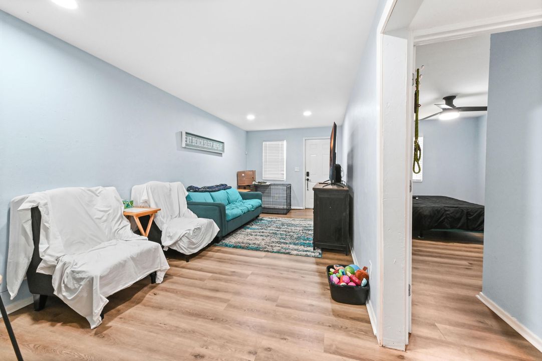 На продажу: $485,000 (0 спален, 0 ванн, 1056 Квадратных фут)