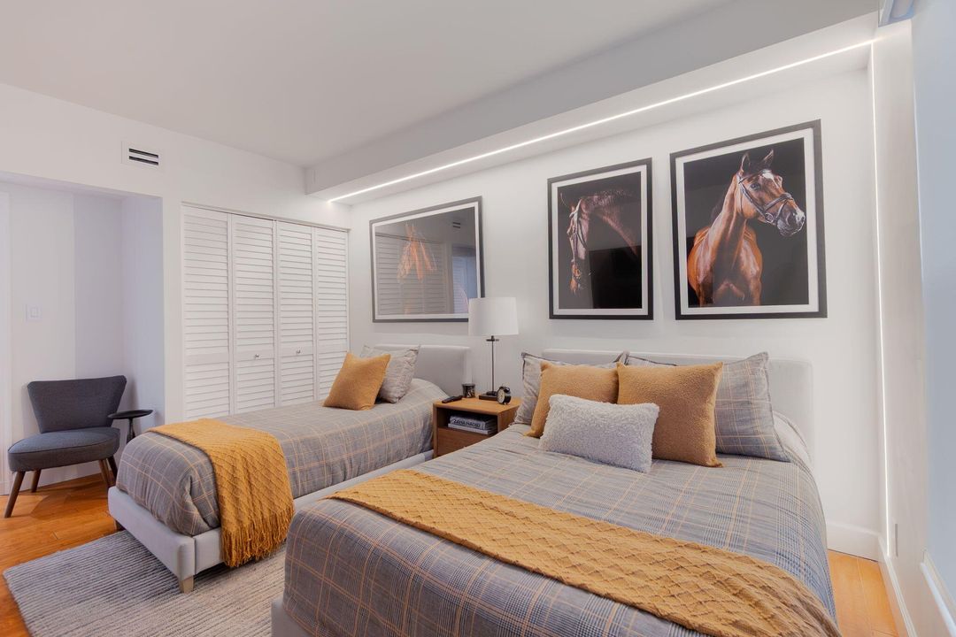 Active With Contract: $12,000 (3 beds, 3 baths, 1776 Square Feet)