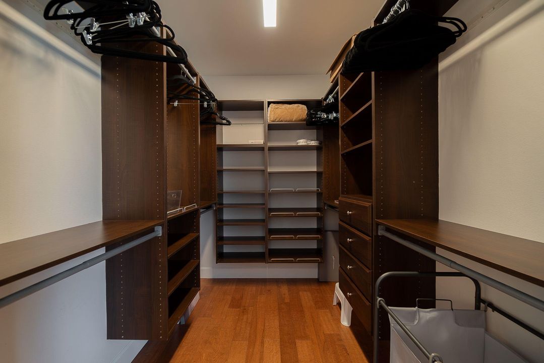 Active With Contract: $12,000 (3 beds, 3 baths, 1776 Square Feet)