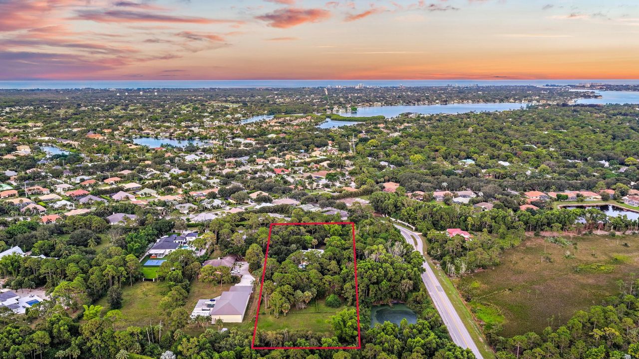 En Venta: $1,999,000 (5 camas, 3 baños, 3363 Pies cuadrados)