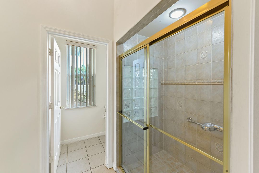 For Sale: $975,000 (3 beds, 2 baths, 3349 Square Feet)