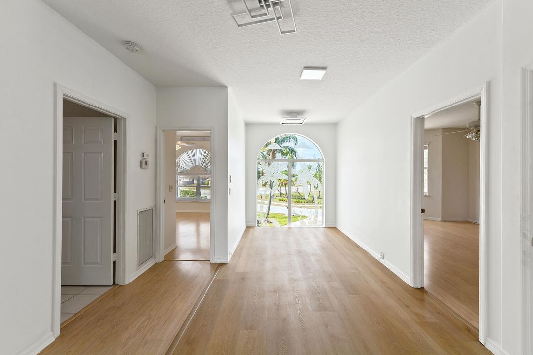 For Sale: $975,000 (3 beds, 2 baths, 3349 Square Feet)