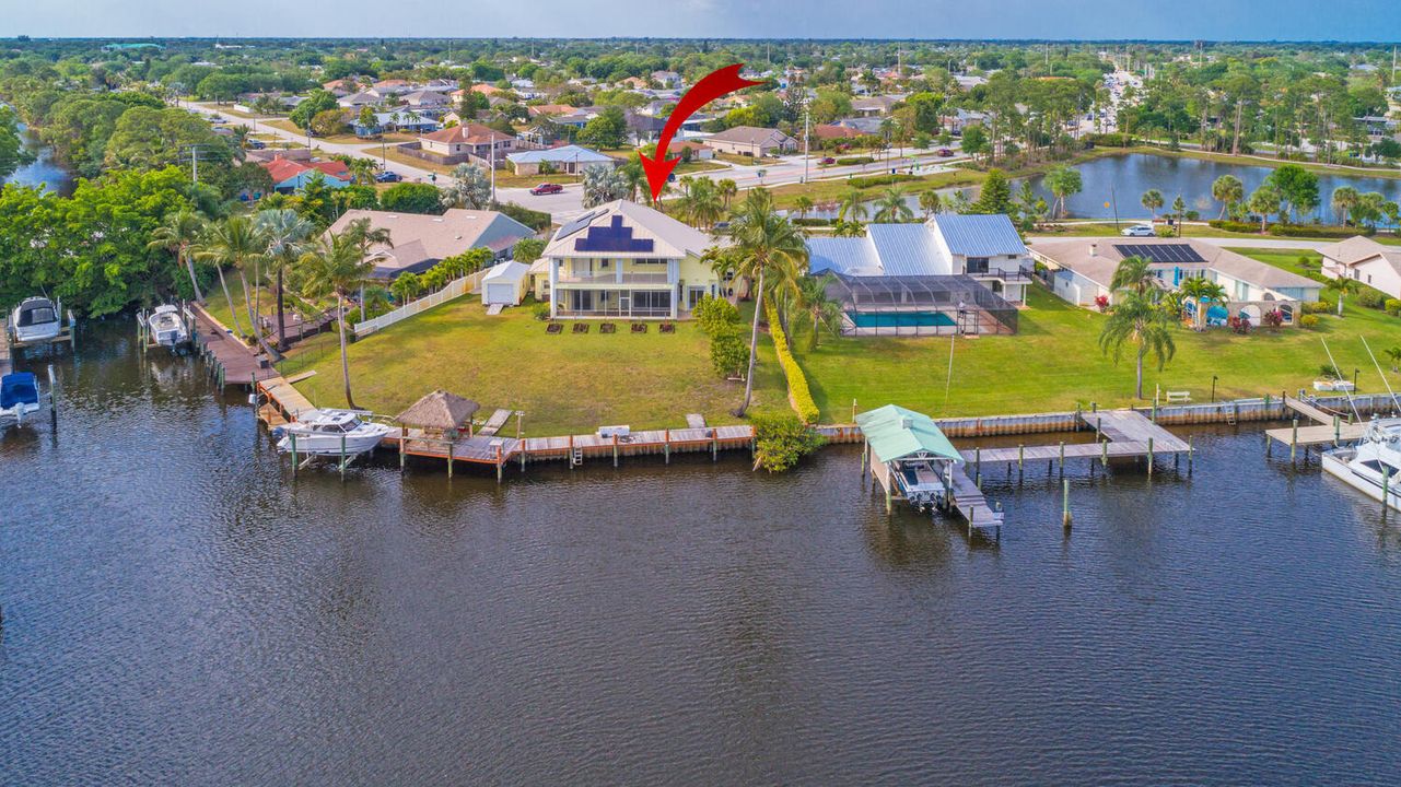 For Sale: $975,000 (3 beds, 2 baths, 3349 Square Feet)