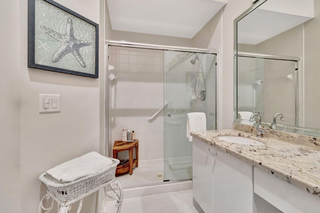 Activo con contrato: $4,500 (3 camas, 2 baños, 1523 Pies cuadrados)