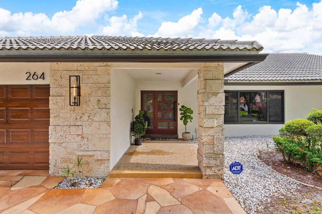 Active With Contract: $1,250,000 (4 beds, 3 baths, 3038 Square Feet)