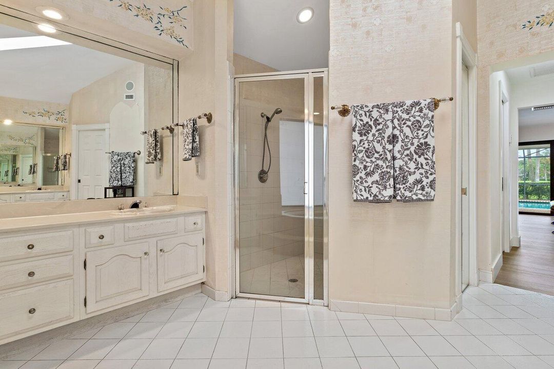 Active With Contract: $1,250,000 (4 beds, 3 baths, 3038 Square Feet)