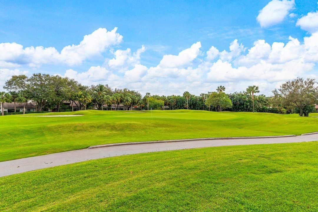 Active With Contract: $1,250,000 (4 beds, 3 baths, 3038 Square Feet)