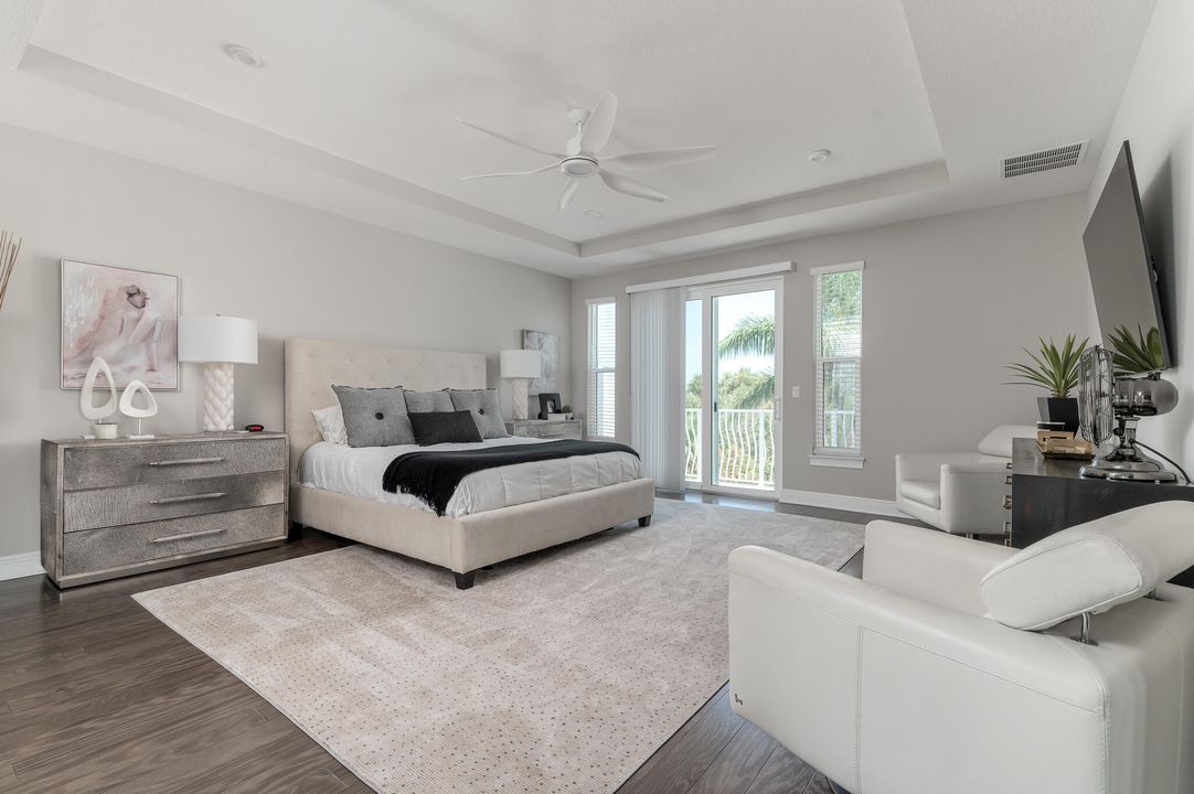 На продажу: $2,675,000 (5 спален, 5 ванн, 4249 Квадратных фут)