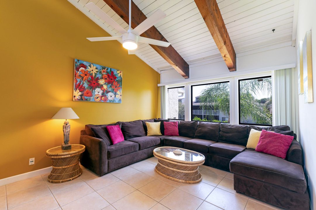 Recently Sold: $275,000 (3 beds, 2 baths, 1256 Square Feet)