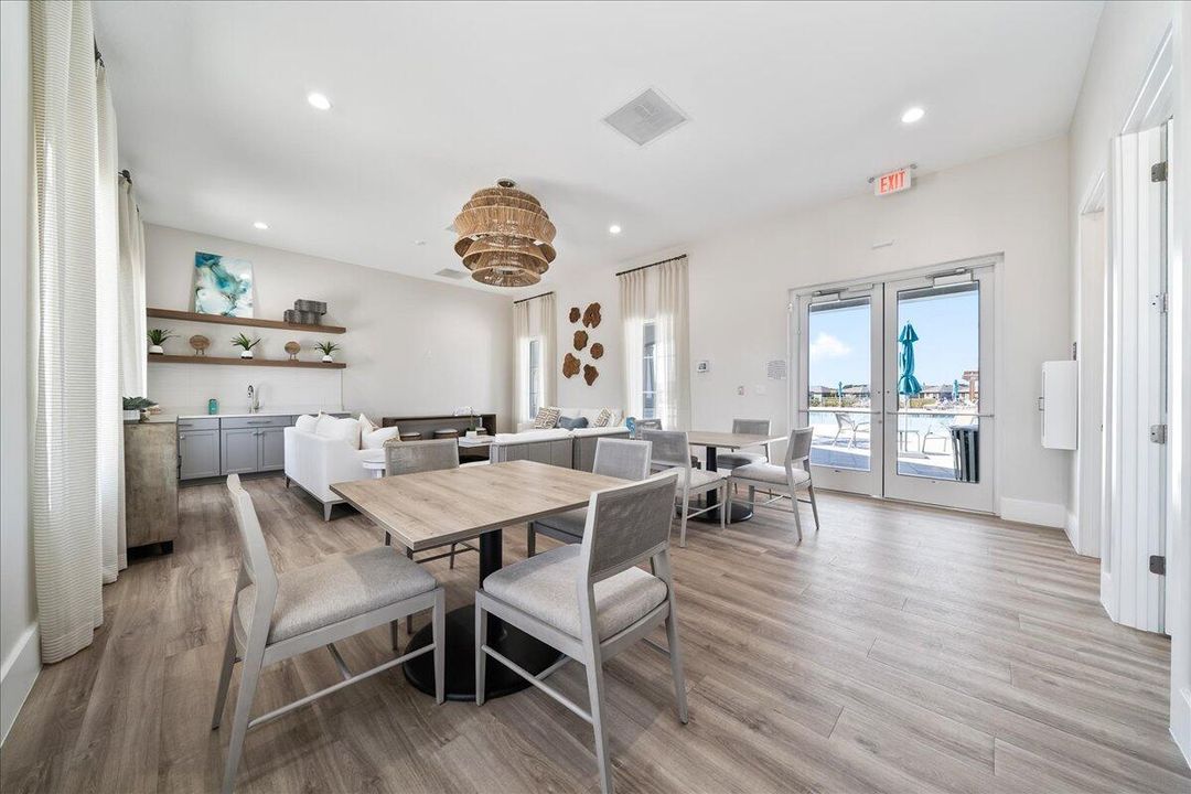 For Sale: $364,900 (4 beds, 2 baths, 1830 Square Feet)