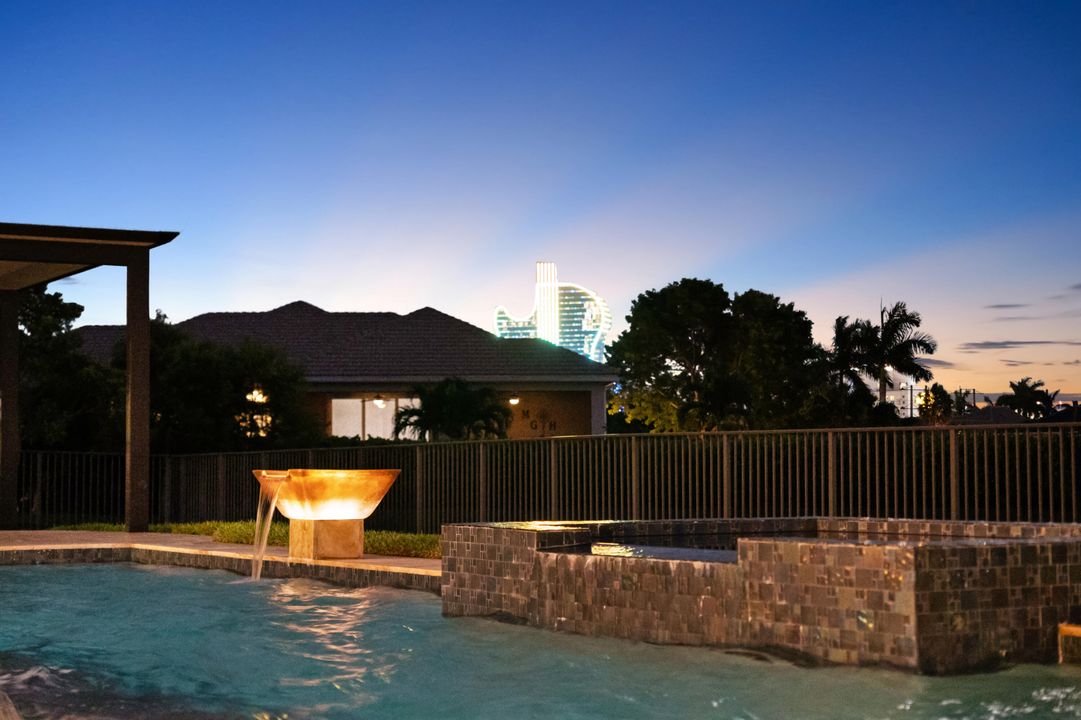 For Sale: $2,449,000 (4 beds, 4 baths, 4921 Square Feet)