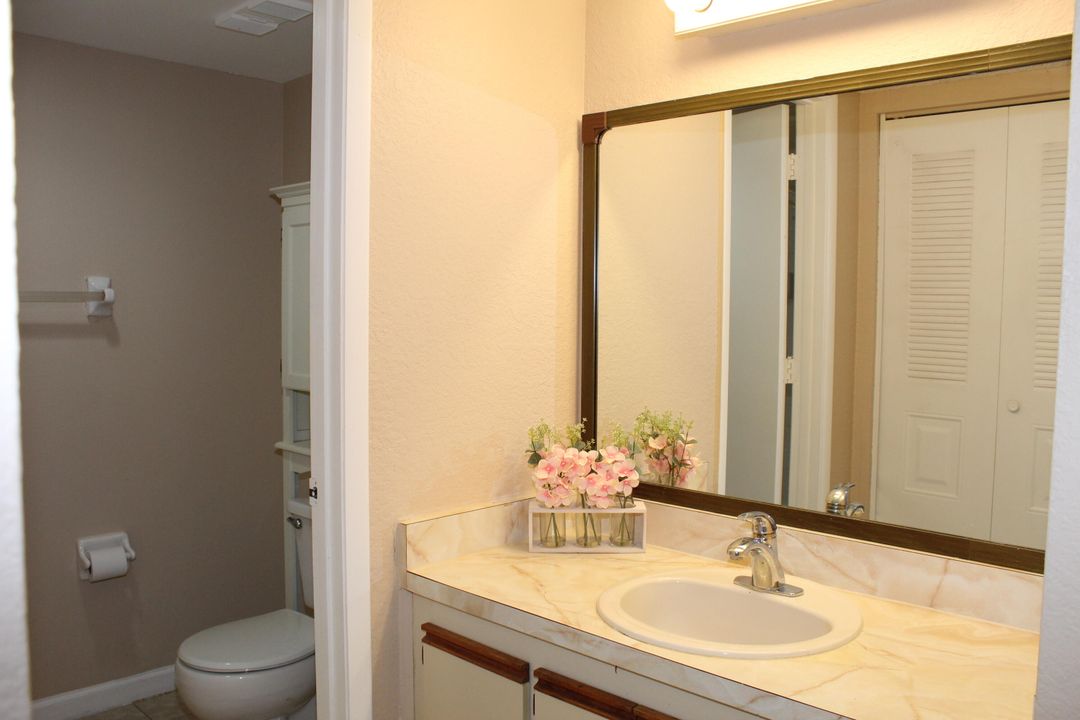 Active With Contract: $159,900 (2 beds, 2 baths, 782 Square Feet)