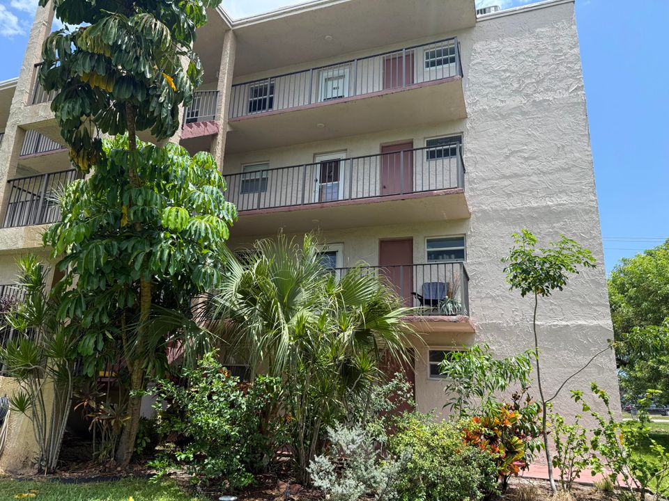 Activo con contrato: $49,900 (1 camas, 1 baños, 794 Pies cuadrados)