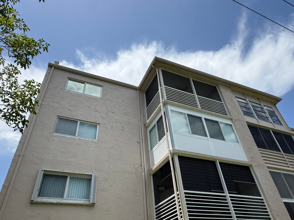 Activo con contrato: $49,900 (1 camas, 1 baños, 794 Pies cuadrados)