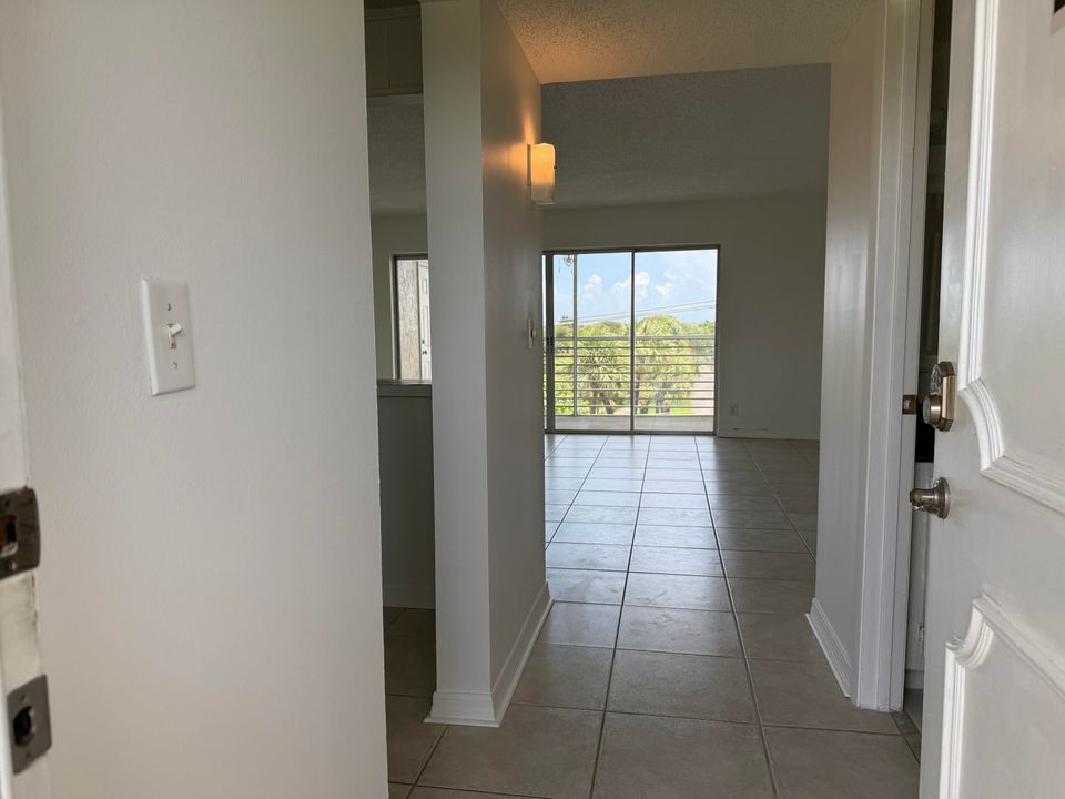 Activo con contrato: $49,900 (1 camas, 1 baños, 794 Pies cuadrados)