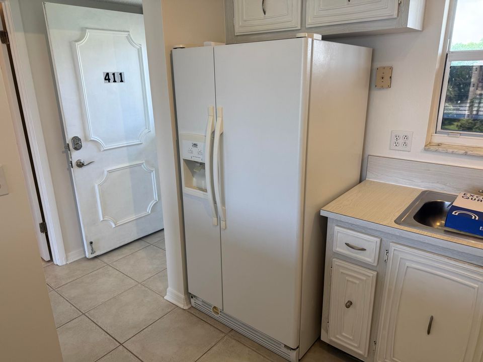 Activo con contrato: $49,900 (1 camas, 1 baños, 794 Pies cuadrados)