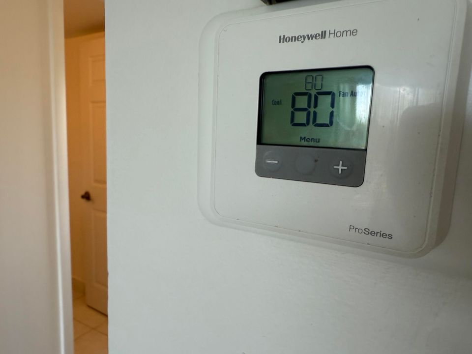 Activo con contrato: $49,900 (1 camas, 1 baños, 794 Pies cuadrados)