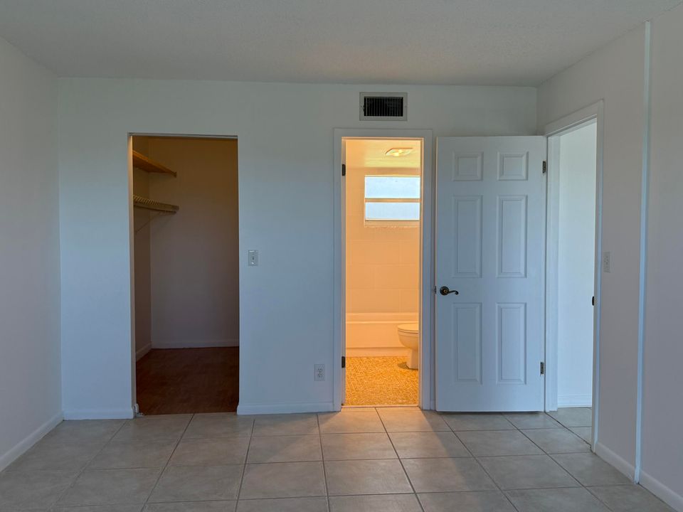 Activo con contrato: $49,900 (1 camas, 1 baños, 794 Pies cuadrados)