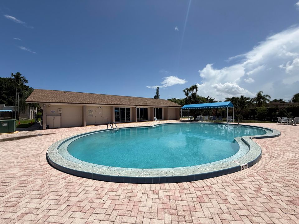 Activo con contrato: $49,900 (1 camas, 1 baños, 794 Pies cuadrados)