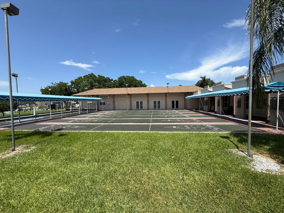 Activo con contrato: $49,900 (1 camas, 1 baños, 794 Pies cuadrados)