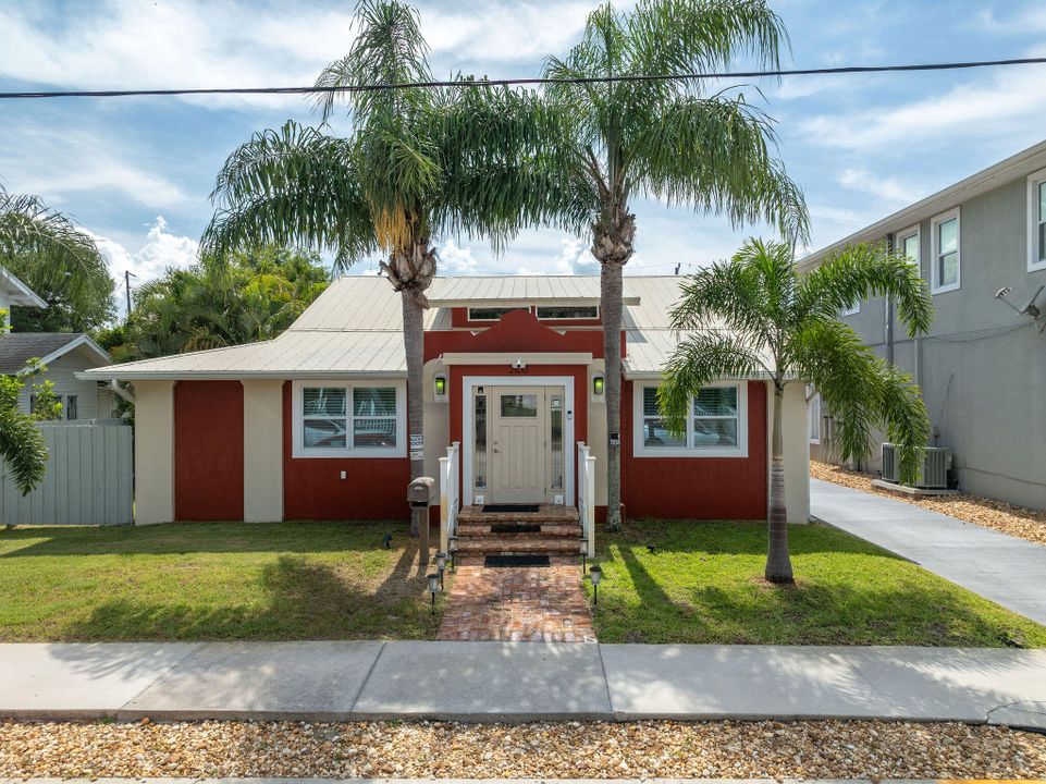 En Venta: $989,000 (2 camas, 2 baños, 1856 Pies cuadrados)