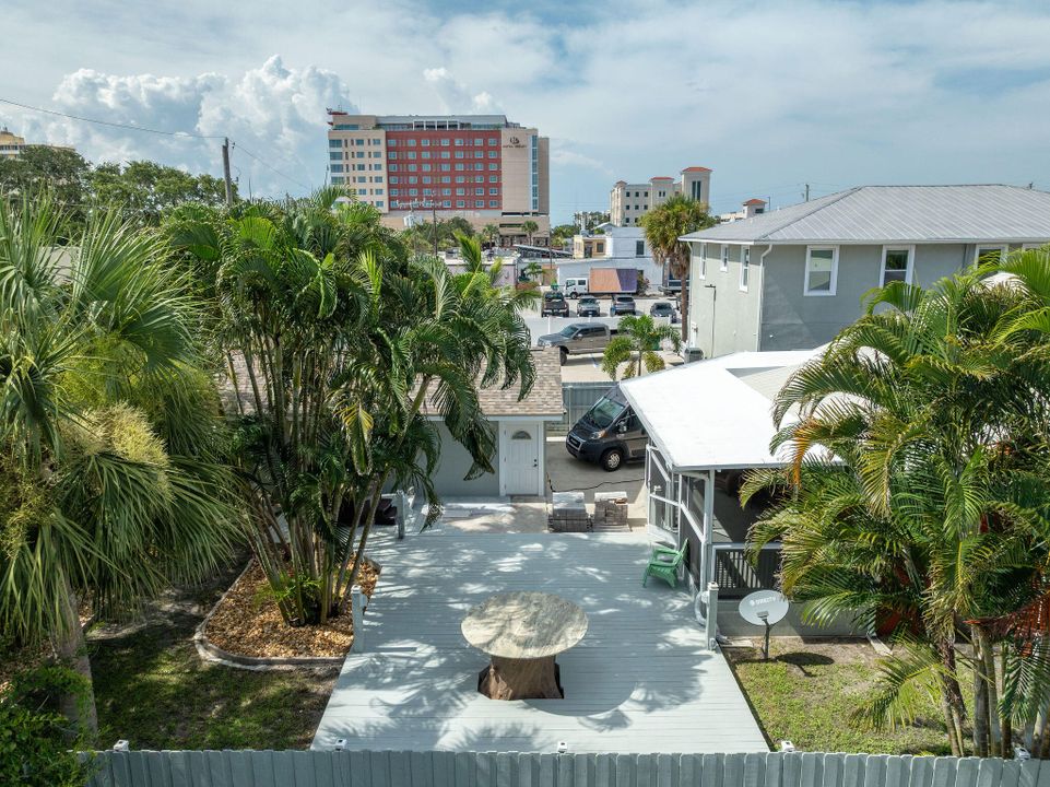 En Venta: $989,000 (2 camas, 2 baños, 1856 Pies cuadrados)