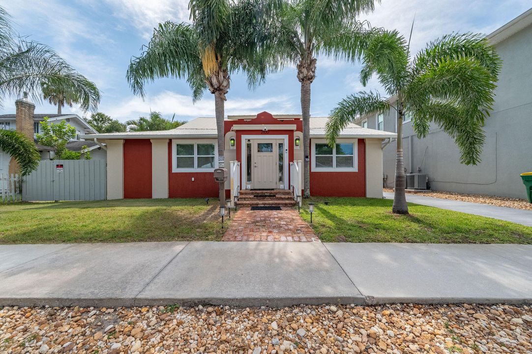 En Venta: $989,000 (2 camas, 2 baños, 1856 Pies cuadrados)