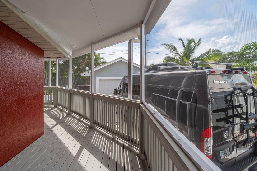 En Venta: $989,000 (2 camas, 2 baños, 1856 Pies cuadrados)