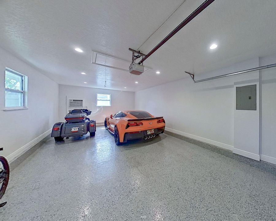 En Venta: $989,000 (2 camas, 2 baños, 1856 Pies cuadrados)